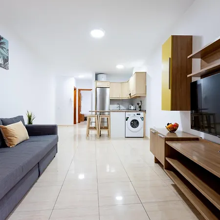 Edificio Carolina أذيخي