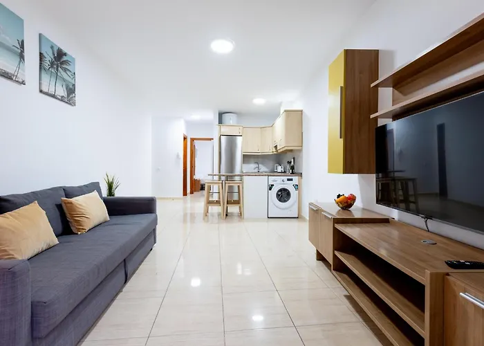 Edificio Carolina אדחה